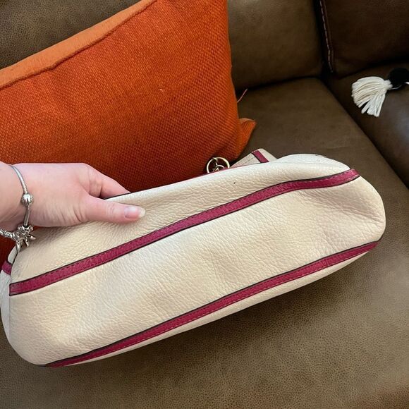 Coach Poppy Stylish Cream and Pink Women's Bag - Picture 10 of 10